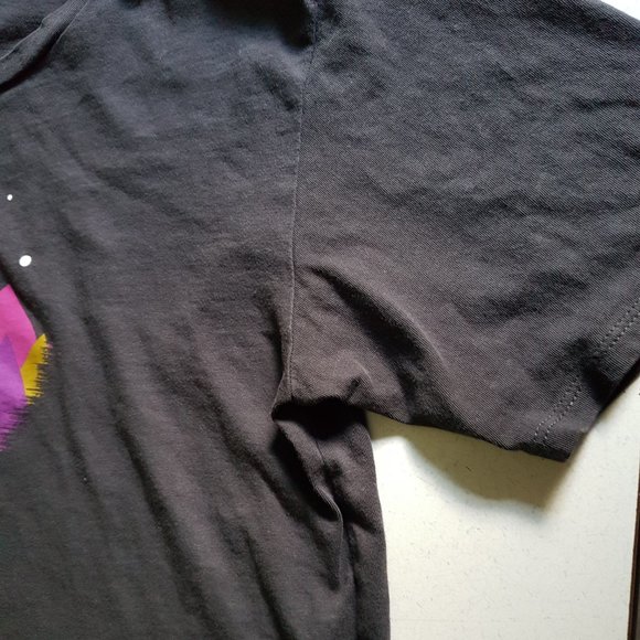 Burton Size Small Women's T-shirt Tee - Picture 3 of 3